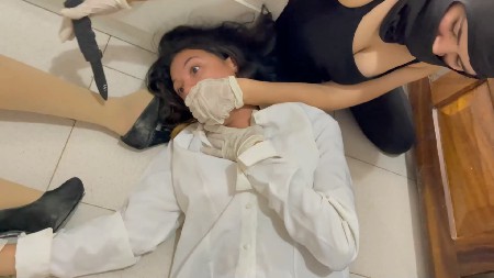 181034ijnv9sad4bu5usbb.jpg