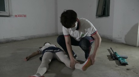 085029diiicnwwq5jqiitt.jpg