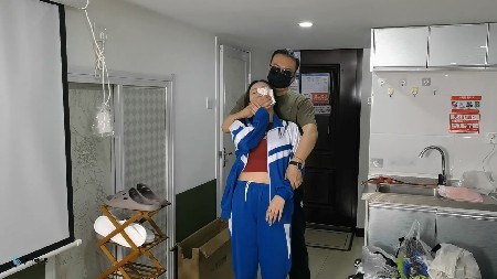 211545s4xpmip1m4355l77.jpg